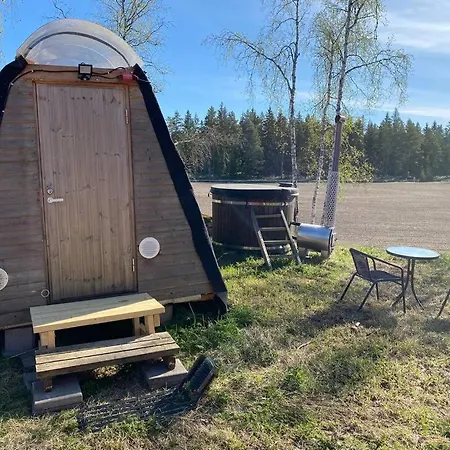 Niiralan Tila : Starlite Farm stay *
