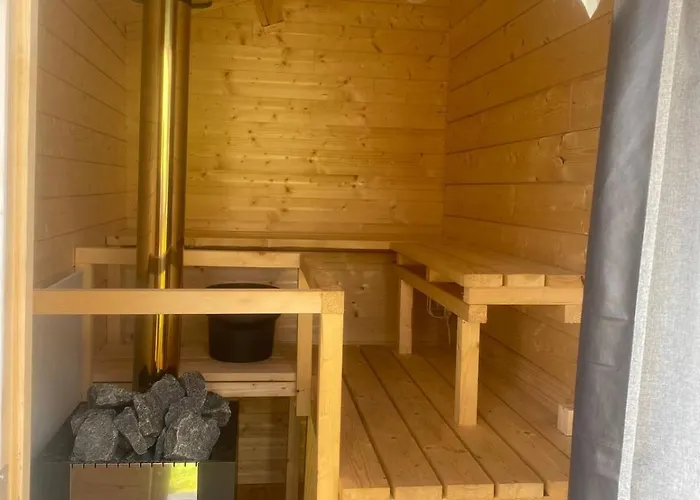 Niiralan Tila : Starlite Laitila